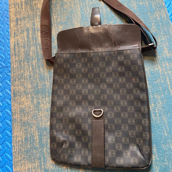 LOEWE Crossbody Satchel Bag - Picture 11 of 16